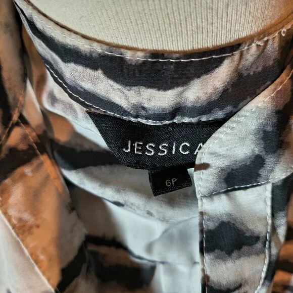 Abstract Print Button-Front Blouse - Picture 5 of 5